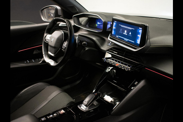 Peugeot 2008 1.2 PureTech GT-Line Sport (APPLECARPLAY,CAMERA,NAVIGATIE,CRUISE,LED,CLIMATE,SPORTSTOELEN,LM VELGEN,NETTE STAAT)
