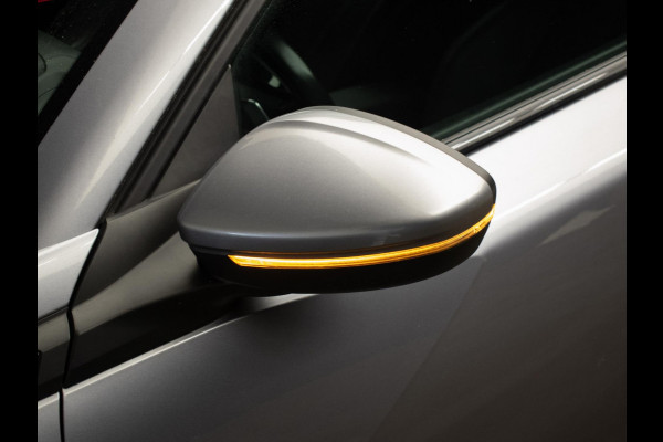 Peugeot 2008 1.2 PureTech GT-Line Sport (APPLECARPLAY,CAMERA,NAVIGATIE,CRUISE,LED,CLIMATE,SPORTSTOELEN,LM VELGEN,NETTE STAAT)