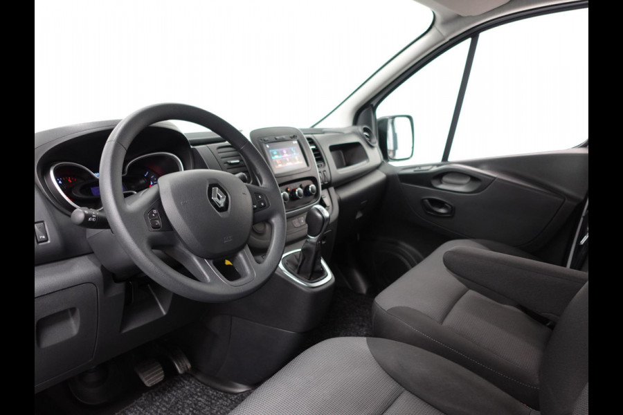 Renault Trafic 2.0 dCi145pk automaat L1H1 Cruise control Navigatie LED Airco Euro6
