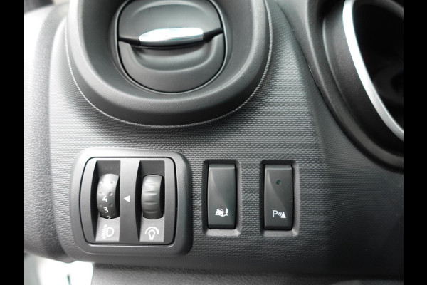 Renault Trafic 2.0 dCi145pk automaat L1H1 Cruise control Navigatie LED Airco Euro6