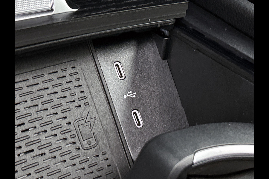 Mercedes-Benz GLE 400 e 4MATIC Sport Edition | Premium pakket | Trekhaak | Nightpakket | Rijassistentiepakket | Winterpakket | Voertuigbescherming GUARD 360° PLUS | Head-up display | 21 inch AMG velgen | 360°-camera | Stoelventilatie voor | AIRMATIC |