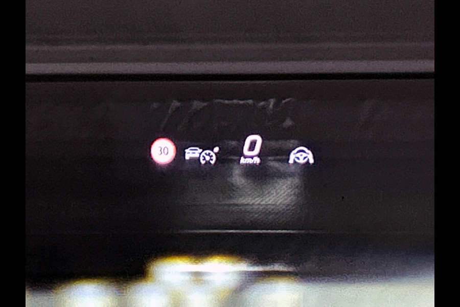 Mercedes-Benz GLE 400 e 4MATIC Sport Edition | Premium pakket | Trekhaak | Nightpakket | Rijassistentiepakket | Winterpakket | Voertuigbescherming GUARD 360° PLUS | Head-up display | 21 inch AMG velgen | 360°-camera | Stoelventilatie voor | AIRMATIC |