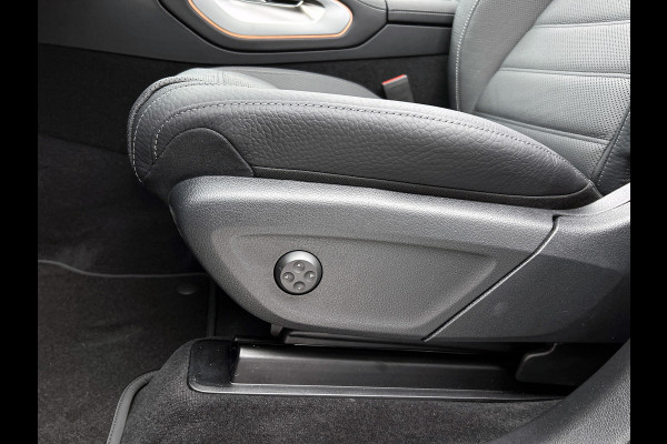 Mercedes-Benz GLE 400 e 4MATIC Sport Edition | Premium pakket | Trekhaak | Nightpakket | Rijassistentiepakket | Winterpakket | Voertuigbescherming GUARD 360° PLUS | Head-up display | 21 inch AMG velgen | 360°-camera | Stoelventilatie voor | AIRMATIC |