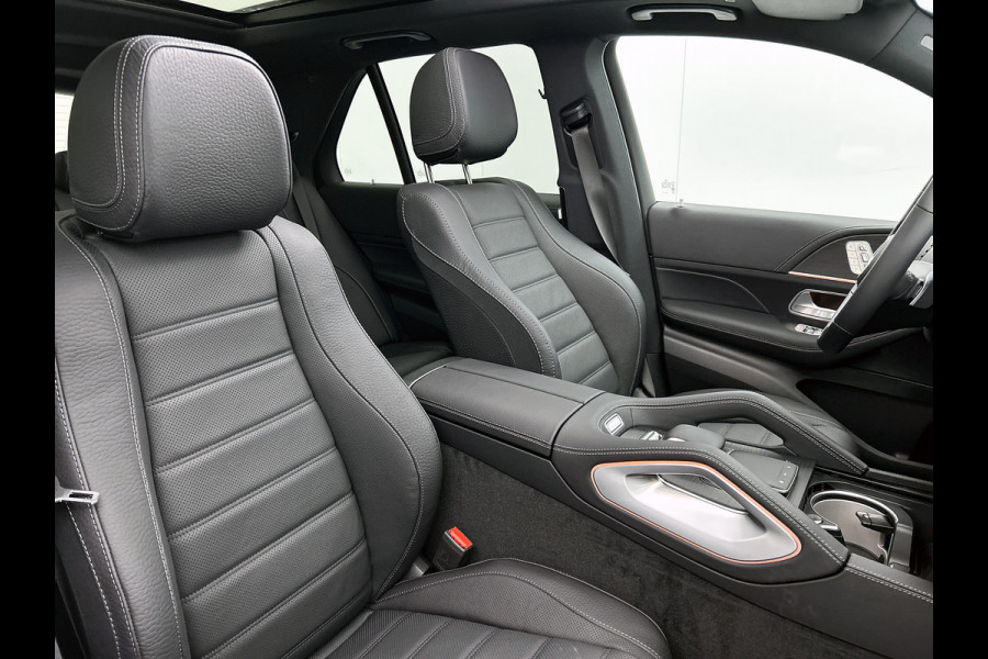Mercedes-Benz GLE 400 e 4MATIC Sport Edition | Premium pakket | Trekhaak | Nightpakket | Rijassistentiepakket | Winterpakket | Voertuigbescherming GUARD 360° PLUS | Head-up display | 21 inch AMG velgen | 360°-camera | Stoelventilatie voor | AIRMATIC |