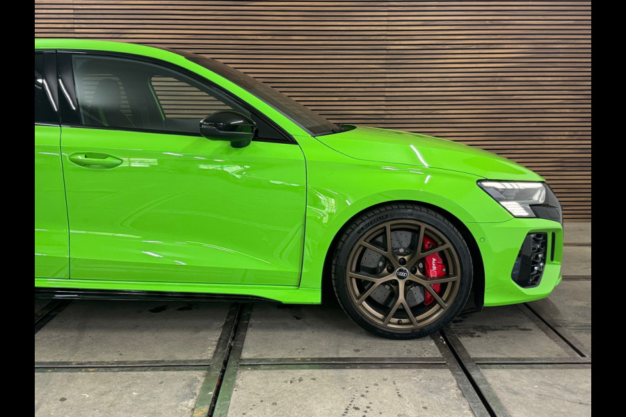 Audi RS3 2.5TFSI quattro| Akra | PPF | Keramisch | RS-Design pakket + | RS-Dynamic pakket plus | Audi Garantie | BOM VOL! |