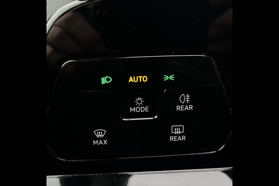 Volkswagen Golf 1.0 TSI Golf