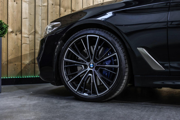 BMW 5 Serie M550i xDrive *Nachtzicht*Massage*H/K*360 Camera*Trekhaak*