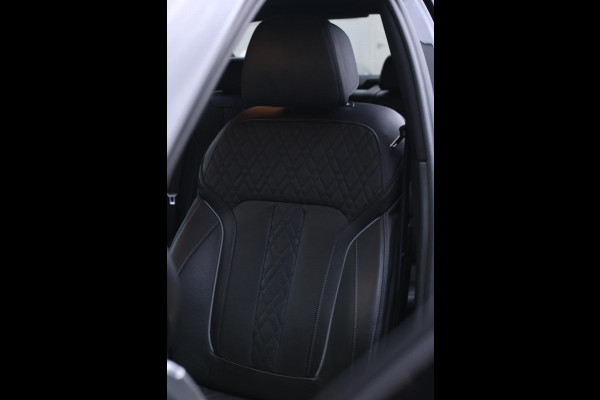 BMW 5 Serie M550i xDrive *Nachtzicht*Massage*H/K*360 Camera*Trekhaak*