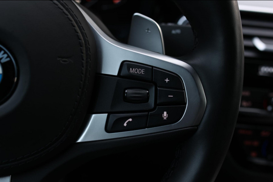BMW 5 Serie M550i xDrive *Nachtzicht*Massage*H/K*360 Camera*Trekhaak*