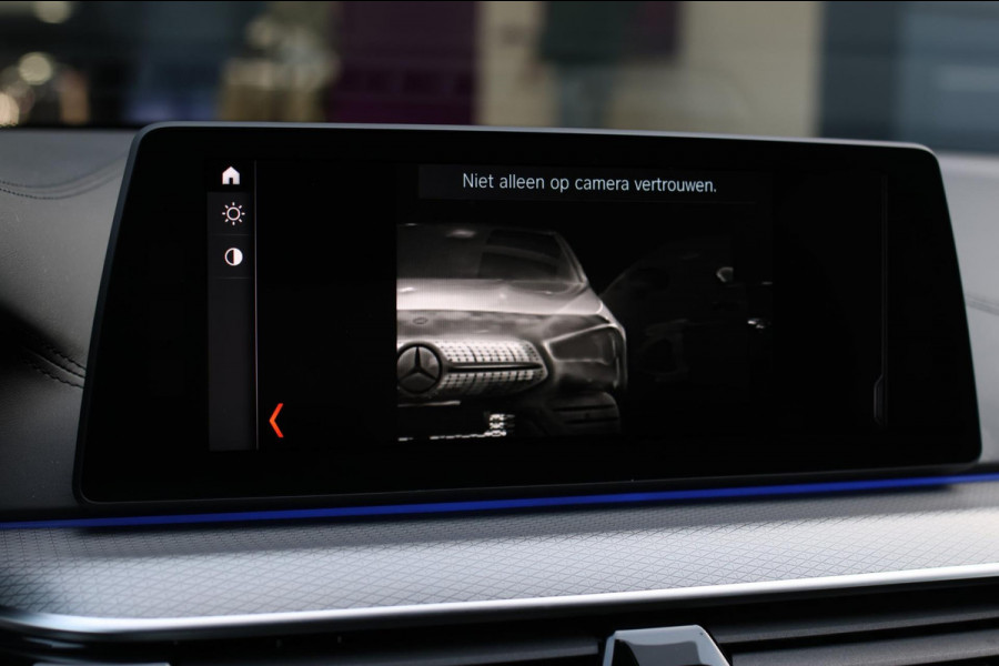 BMW 5 Serie M550i xDrive *Nachtzicht*Massage*H/K*360 Camera*Trekhaak*
