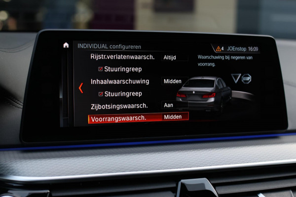 BMW 5 Serie M550i xDrive *Nachtzicht*Massage*H/K*360 Camera*Trekhaak*