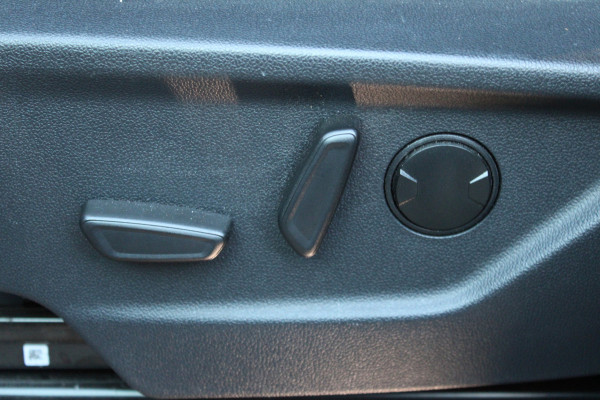 Ford Transit Custom 320 2.0 TDCI L2H1 MS-RT AWD NAVI 3-ZITS 2X SCHUIFDEUR BPM VRIJ!!!