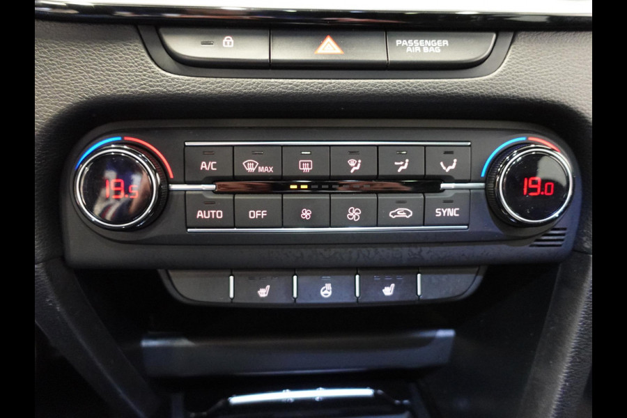 Kia ProCeed 1.4 T-GDI 140pk Automaat GT-Line Panoramadak LED Airco Navi Carplay PDC VA Camera Sportleder 17" LM Velgen Virtual Cockpit