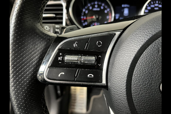 Kia ProCeed 1.5 T-GDi MHEV GT-Line Edition Climate control Cruise control adaptive Achteruitrijd camera Parkeersensoren achter Stuur verwarming Voorstoelen verwarmd Navigatie Apple Carplay/ Android Auto