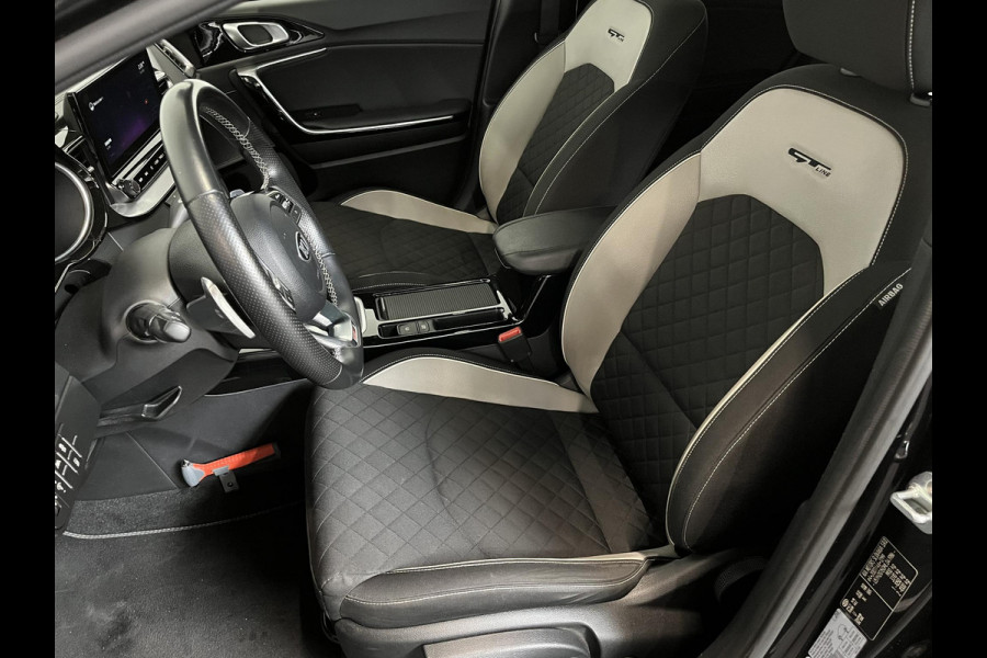 Kia ProCeed 1.5 T-GDi MHEV GT-Line Edition Climate control Cruise control adaptive Achteruitrijd camera Parkeersensoren achter Stuur verwarming Voorstoelen verwarmd Navigatie Apple Carplay/ Android Auto