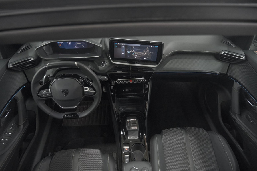 Peugeot 2008 Hybrid 136 e-DSC6 GT | 360 Camera | Panoramadak | Adaptieve Cruise Control | Dodehoekdetectie | Navigatie