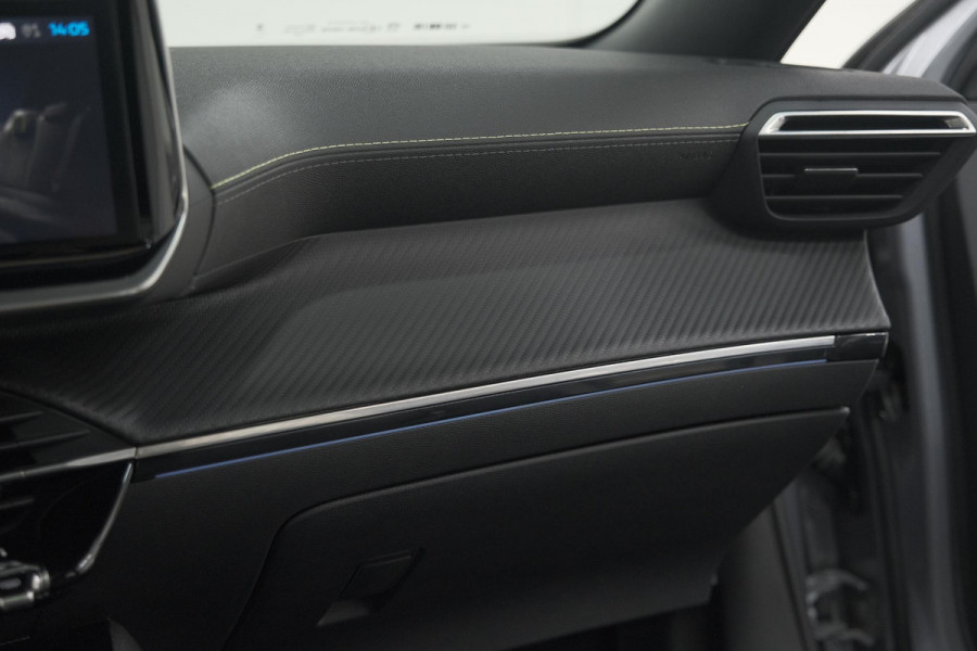 Peugeot 2008 Hybrid 136 e-DSC6 GT | 360 Camera | Panoramadak | Adaptieve Cruise Control | Dodehoekdetectie | Navigatie