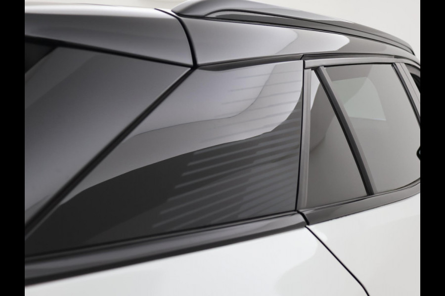 Peugeot e-2008 EV GT 50 kWh 3-FASE + ADAPTIVE CRUISE | STOELVERW. | 18 INCH | LED | APPLE CARPLAY | CAMERA