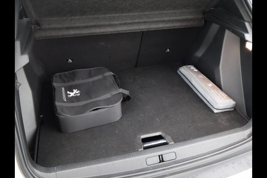 Peugeot e-2008 EV GT 50 kWh 3-FASE + ADAPTIVE CRUISE | STOELVERW. | 18 INCH | LED | APPLE CARPLAY | CAMERA