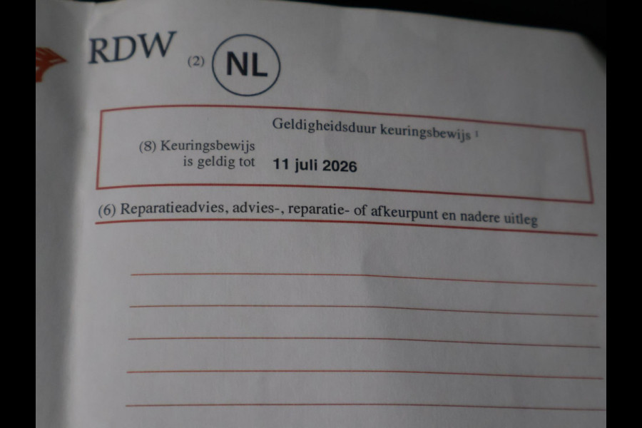 Peugeot e-2008 EV GT 50 kWh 3-FASE + ADAPTIVE CRUISE | STOELVERW. | 18 INCH | LED | APPLE CARPLAY | CAMERA