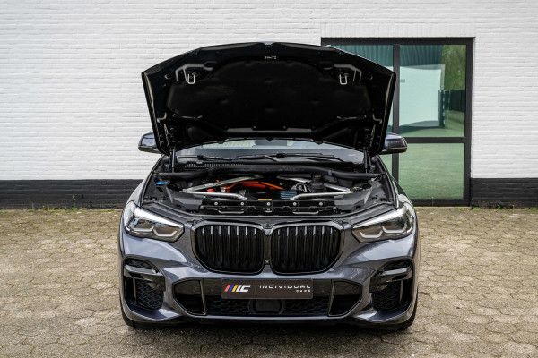 BMW X5 xDrive45e M-Sport 4-Wielsturing Individual B&W