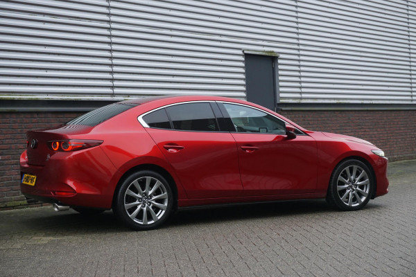 Mazda 3 2.0 e-SkyActiv-X M Hybrid 180PK Luxury/Leer/18Inch /Bose/Head-Up/Trekhaak.