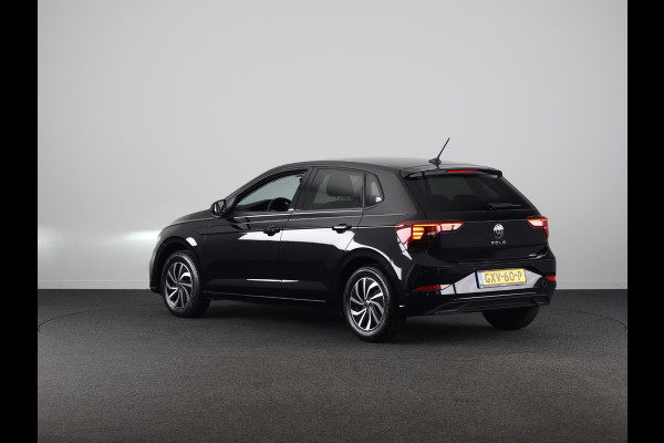 Volkswagen Polo 1.0 TSI Life Edition 95 pk | Verlengde garantie | Navigatie | Parkeersensoren | Achteruitrijcamera | Adaptieve cruise control | Stoelverwarming |