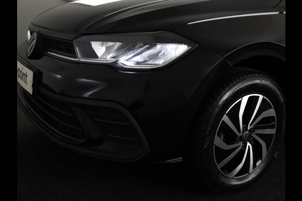 Volkswagen Polo 1.0 TSI Life Edition 95 pk | Verlengde garantie | Navigatie | Parkeersensoren | Achteruitrijcamera | Adaptieve cruise control | Stoelverwarming |