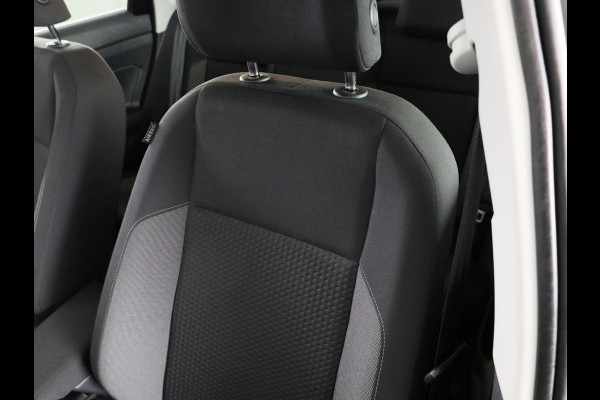 Volkswagen Polo 1.0 TSI Life Edition 95 pk | Verlengde garantie | Navigatie | Parkeersensoren | Achteruitrijcamera | Adaptieve cruise control | Stoelverwarming |