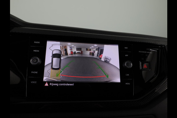 Volkswagen Polo 1.0 TSI Life Edition 95 pk | Verlengde garantie | Navigatie | Parkeersensoren | Achteruitrijcamera | Adaptieve cruise control | Stoelverwarming |