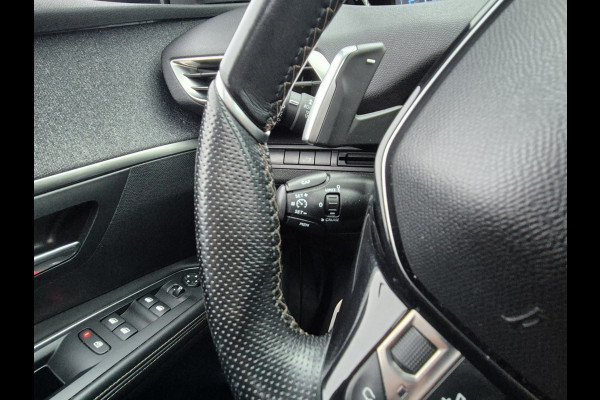 Peugeot 5008 1.6 e-THP GT-Line Pano / Navi / Dealer Onderhouden / Camera / ACTIE !