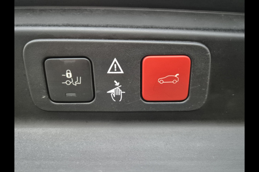 Peugeot 5008 1.6 e-THP GT-Line Pano / Navi / Dealer Onderhouden / Camera / ACTIE !