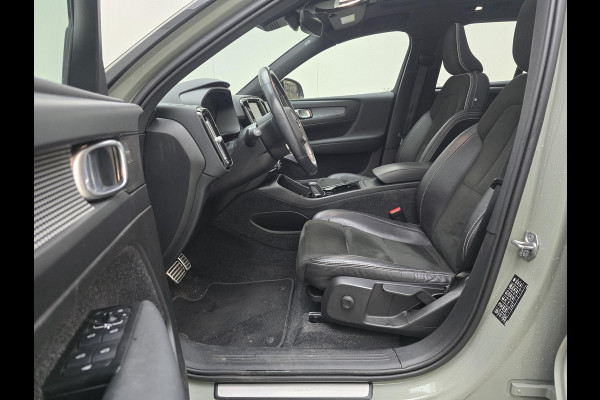 Volvo XC40 Recharge P8 AWD R-Design 408pk | Panoramadak | Stoelverwarming | 360 graden camera | Adaptieve Cruise control | Harman/Kardon audio