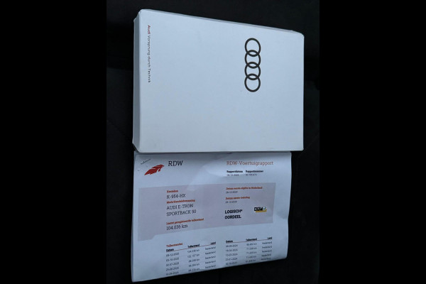 Audi e-tron Sportback 50 quattro Sport Black line, S-line interieur, 22 inch, achteruitrijcamera, stoelverwarming, NL auto met nap