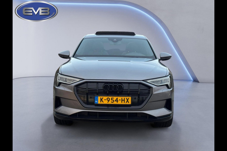 Audi e-tron Sportback 50 quattro Sport Black line, S-line interieur, 22 inch, achteruitrijcamera, stoelverwarming, NL auto met nap
