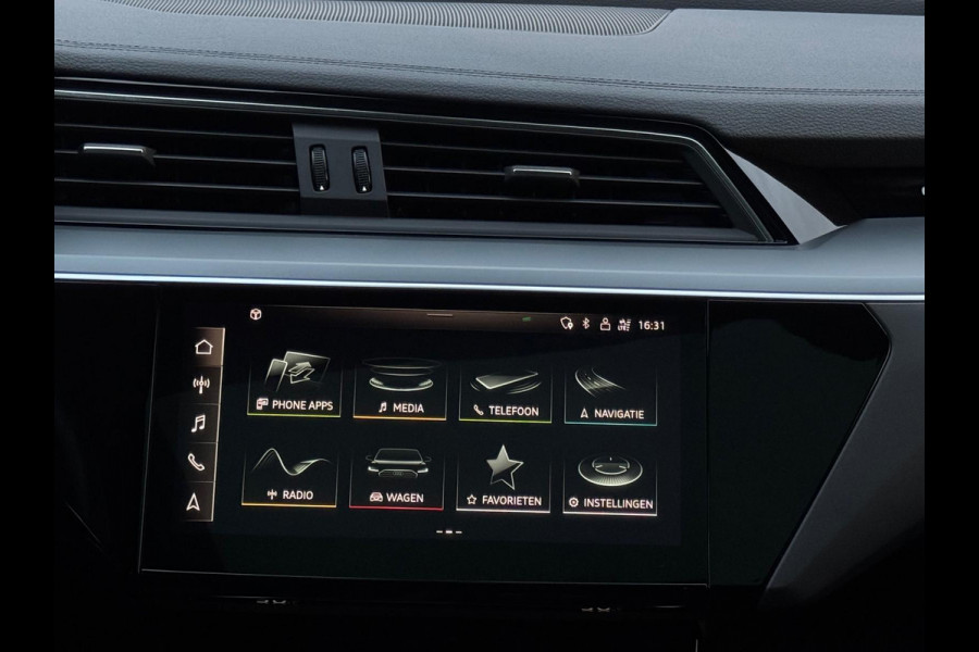 Audi e-tron Sportback 50 quattro Sport Black line, S-line interieur, 22 inch, achteruitrijcamera, stoelverwarming, NL auto met nap
