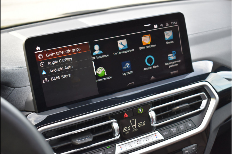 BMW X3 xDrive30e M-Pakket 292 Pk Pano Leder Camera Keyless 20 Inch