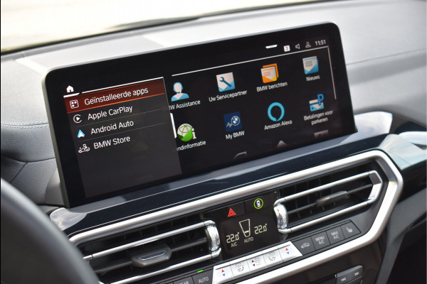 BMW X3 xDrive30e M-Pakket 292 Pk Pano Leder Camera Keyless 20 Inch