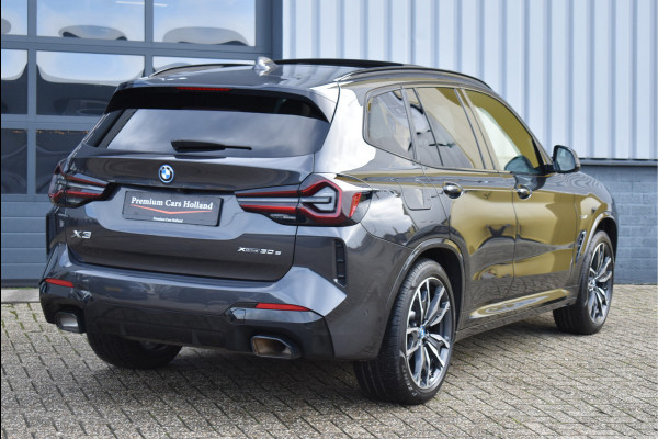 BMW X3 xDrive30e M-Pakket 292 Pk Pano Leder Camera Keyless 20 Inch