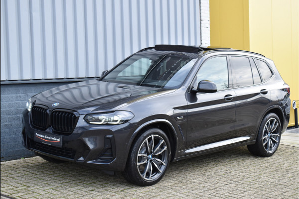 BMW X3 xDrive30e M-Pakket 292 Pk Pano Leder Camera Keyless 20 Inch