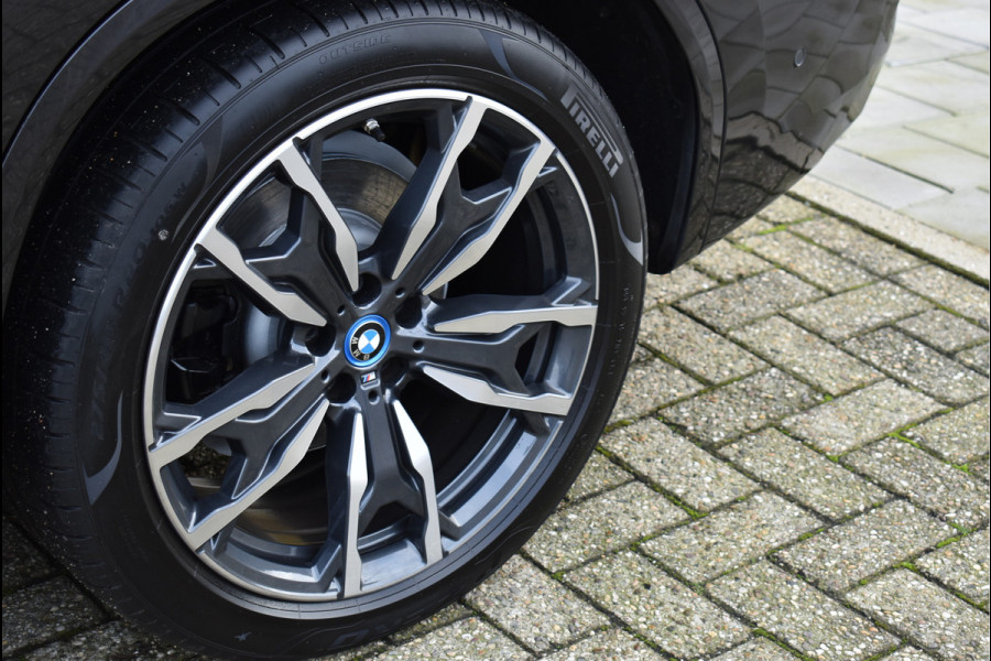BMW X3 xDrive30e M-Pakket 292 Pk Pano Leder Camera Keyless 20 Inch