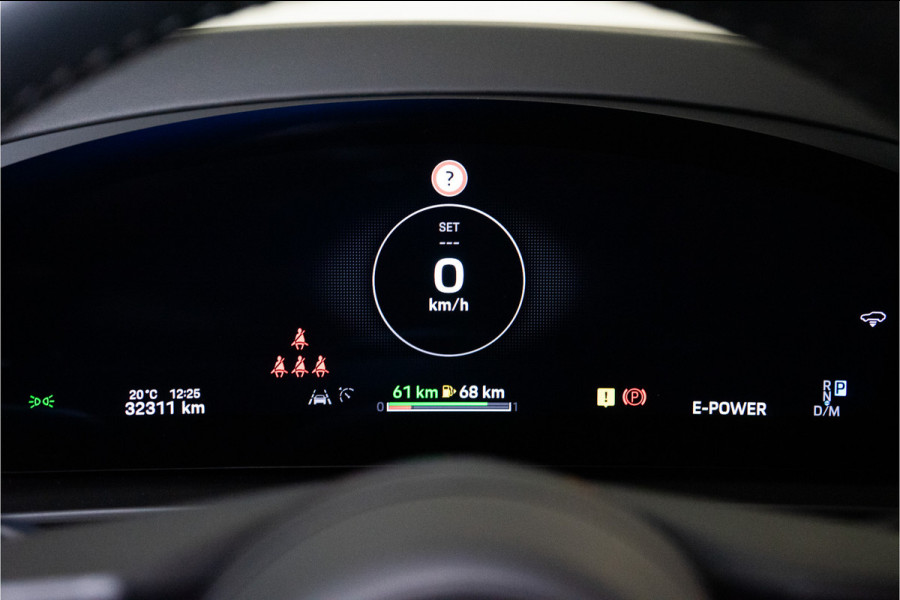 Porsche Cayenne 3.0 E-Hybrid 470PK | Krijt | Pano | InnoDrive | Sfeer | Bose | Lucht | 12 MND Garantie