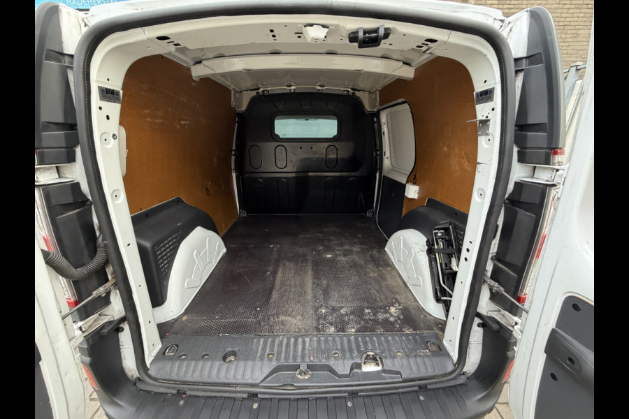 Renault Kangoo 1.5 Blue dCi 96 PK Euro 6 Comfort Navigatie systeem/parkeersensoren/airco