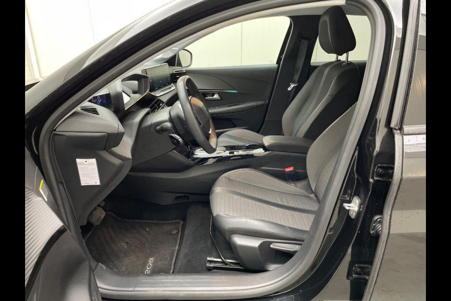 Peugeot e-208 EV Allure Pack 50 kWh | Stoelverwarming | Navigatie | Camera