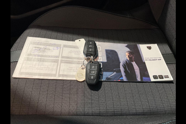 Peugeot e-208 EV Allure Pack 50 kWh | Stoelverwarming | Navigatie | Camera