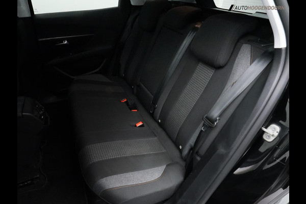 Peugeot 3008 1.2 PureTech Executive Deluxe (APPLE CARPLAY,LED,COMFORT-STOELEN,CLIMATE,CRUISE,TREKHAAK,LM-VELGEN,CAMERA,NIEUWE APK)
