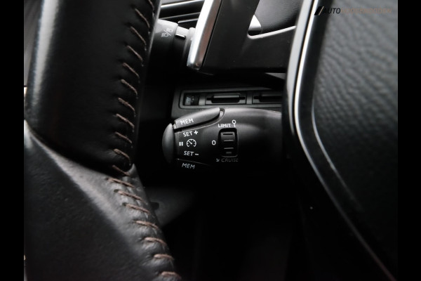 Peugeot 3008 1.2 PureTech Executive Deluxe (APPLE CARPLAY,LED,COMFORT-STOELEN,CLIMATE,CRUISE,TREKHAAK,LM-VELGEN,CAMERA,NIEUWE APK)