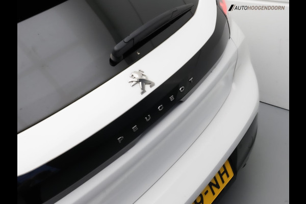 Peugeot 208 1.2 PureTech Allure Sportive 100PK (APPLE CARPLAY,LED,CAMERA,SPORTSTOELEN,3D DISPLAY,CLIMATE,CRUISE,LM-VELGEN)