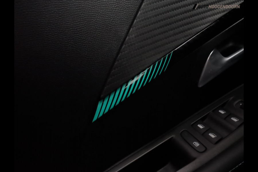 Peugeot 208 1.2 PureTech Allure Sportive 100PK (APPLE CARPLAY,LED,CAMERA,SPORTSTOELEN,3D DISPLAY,CLIMATE,CRUISE,LM-VELGEN)