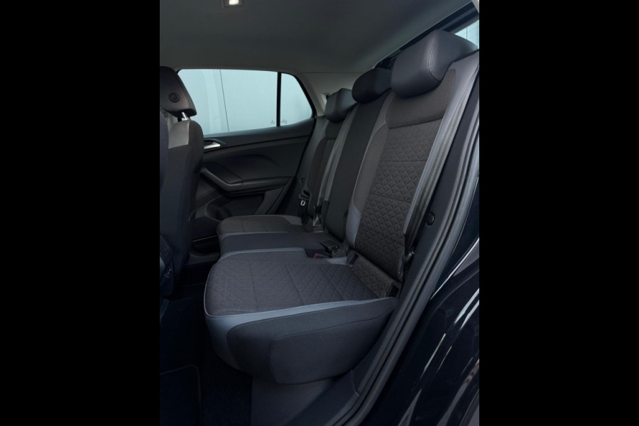 Volkswagen T-Cross 1.0 TSI R-Line m24 FULL CLIMATE ACC APPLE CARPLAY LED SPORTVELGE